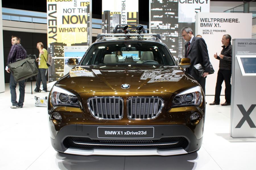  BMW X1 2010 года  (фото 147 из 147)